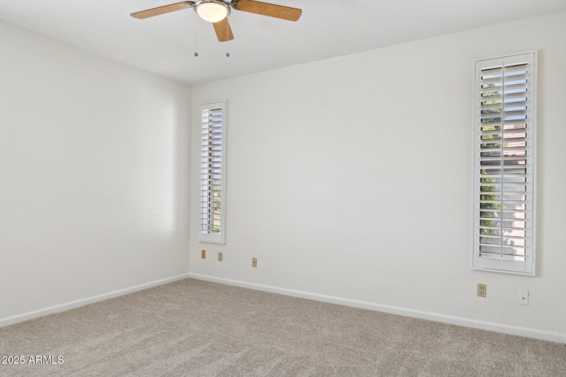 44-web-or-mls-8100-e-camelback-rd-unit-6