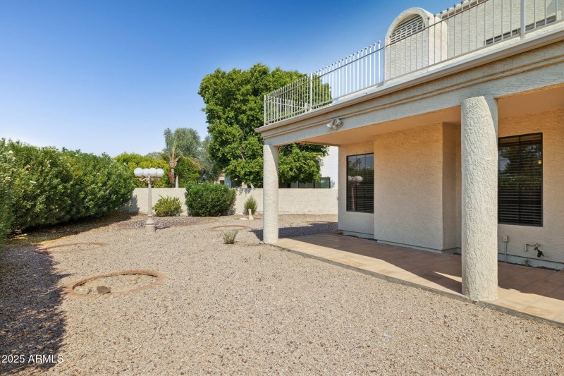 50-web-or-mls-8100-e-camelback-rd-unit-6