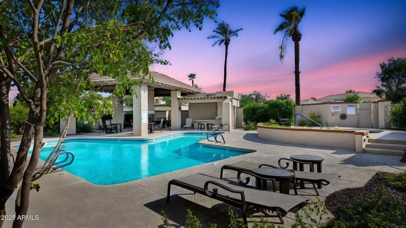64-web-or-mls-8100-e-camelback-rd-unit-6