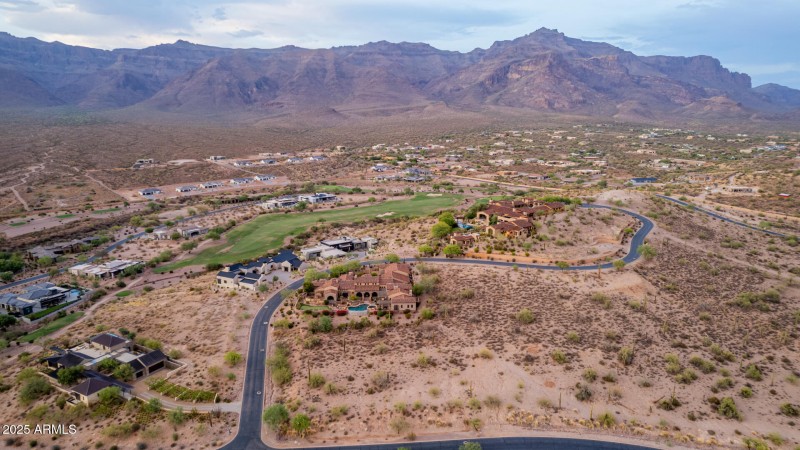 Petroglyph Estates