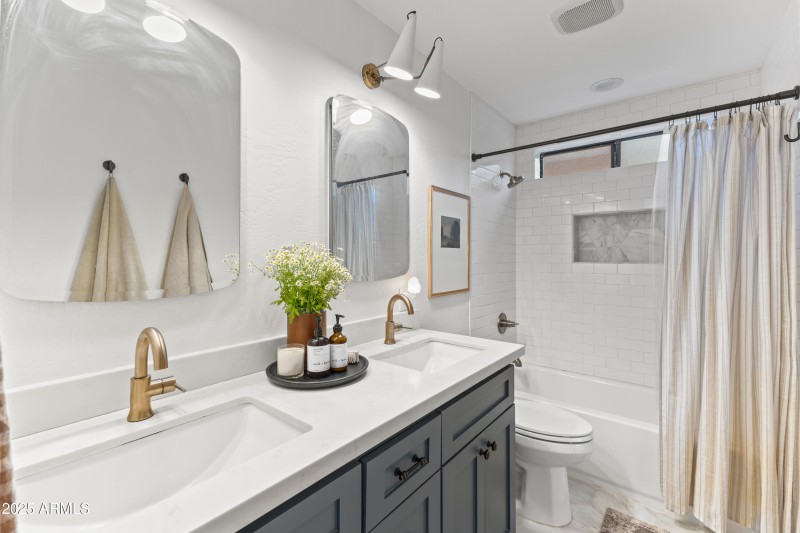 7539 E Corrine Rd-42