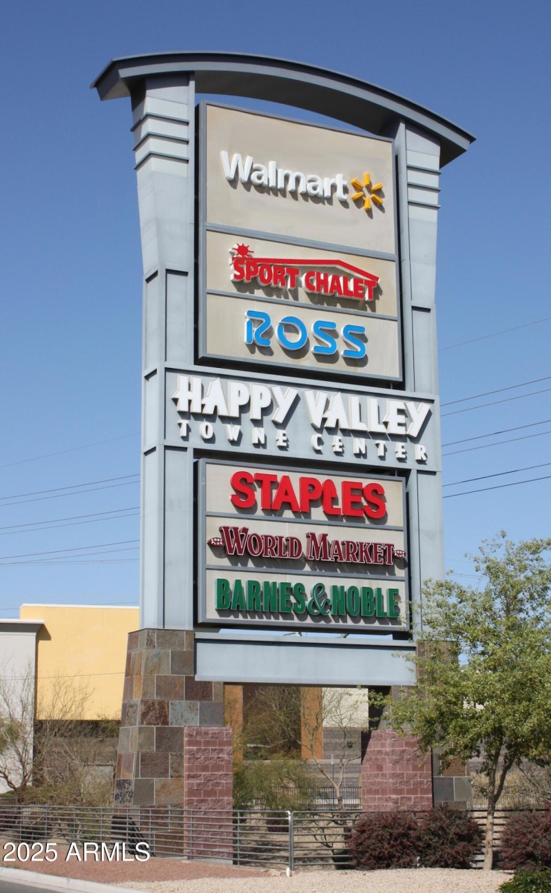 Happy-Valley-sign1