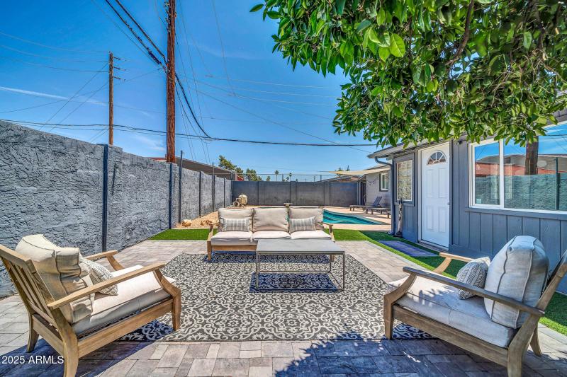 1214 W Highland Ave-38