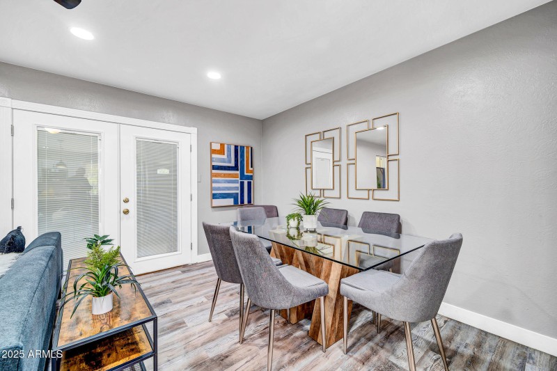 1214 W Highland Ave-12