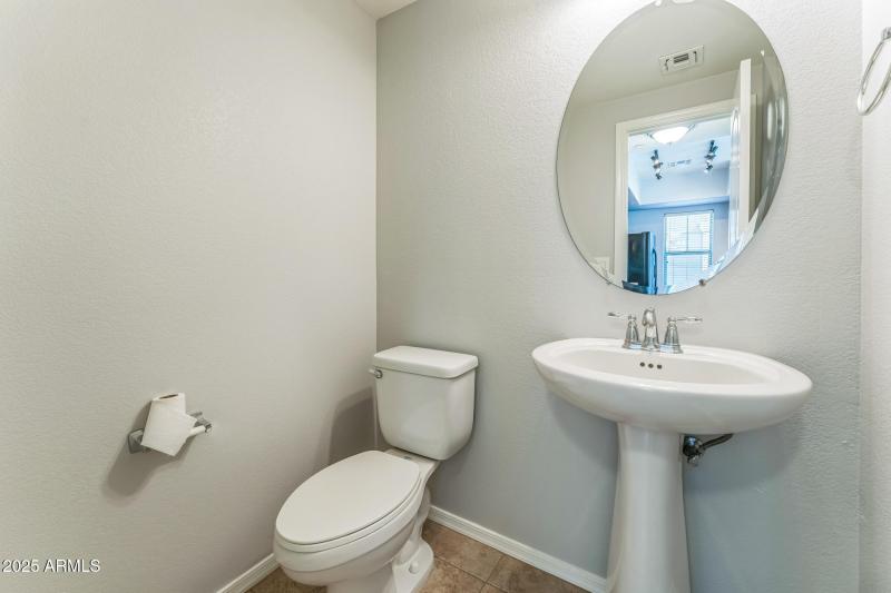 17_900_S_94th_St_Chandler_AZ_85224_USA-B