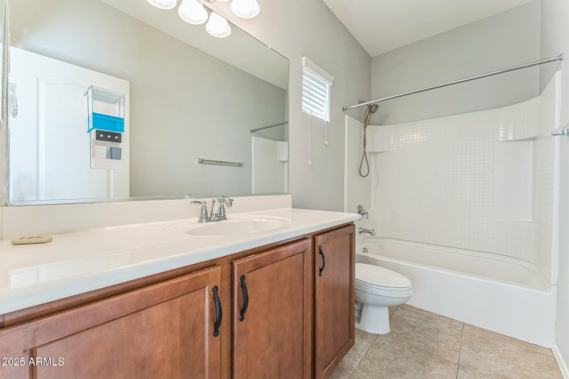 19_900_S_94th_St_Chandler_AZ_85224_USA-B