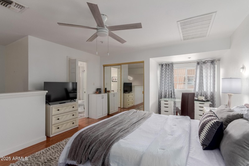 Primary ensuite bedroom