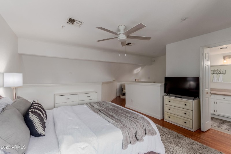 Primary ensuite bedroom