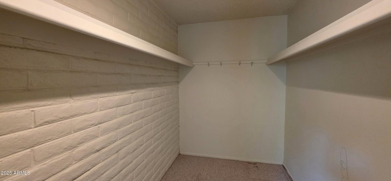 1004 East Mescal Drive