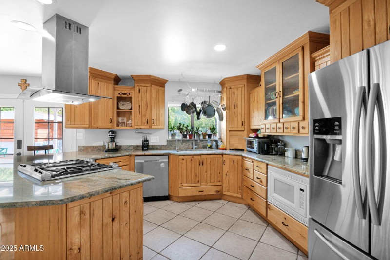 51-web-or-mls-P1246862