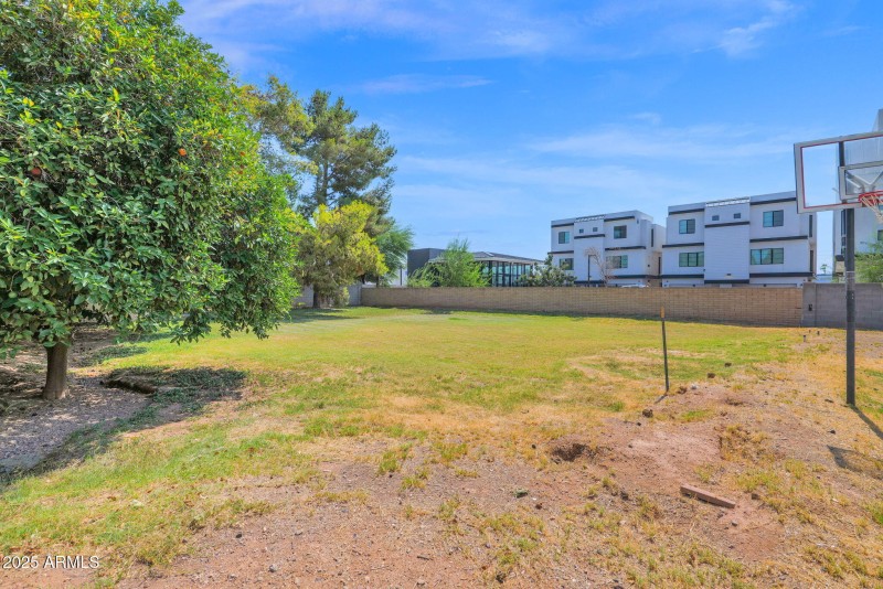 22-web-or-mls-P1246798