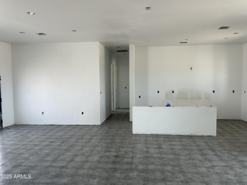 0716 FAMILY ROOM