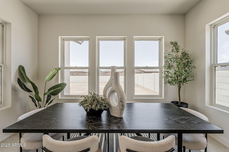 Casual Dining Area
