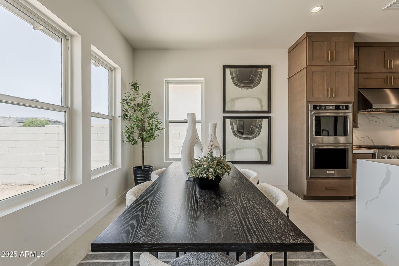 Casual Dining Area