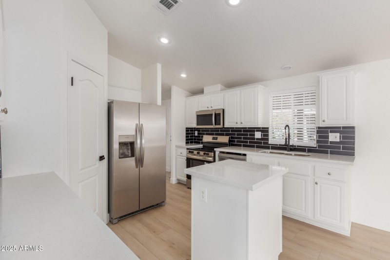 13 Val Vista