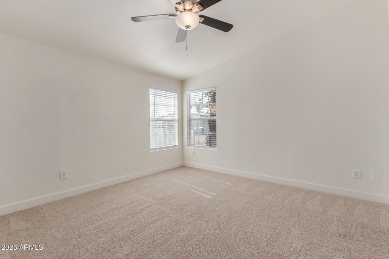 14 Val Vista