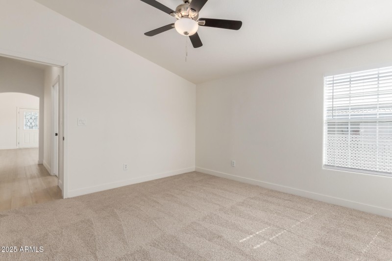 16 Val Vista