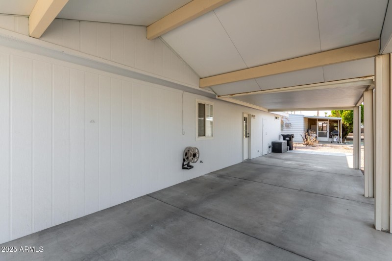 25 Val Vista