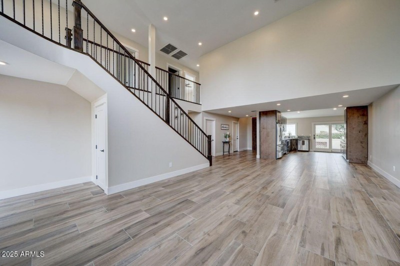 2322 Great room kitchen view