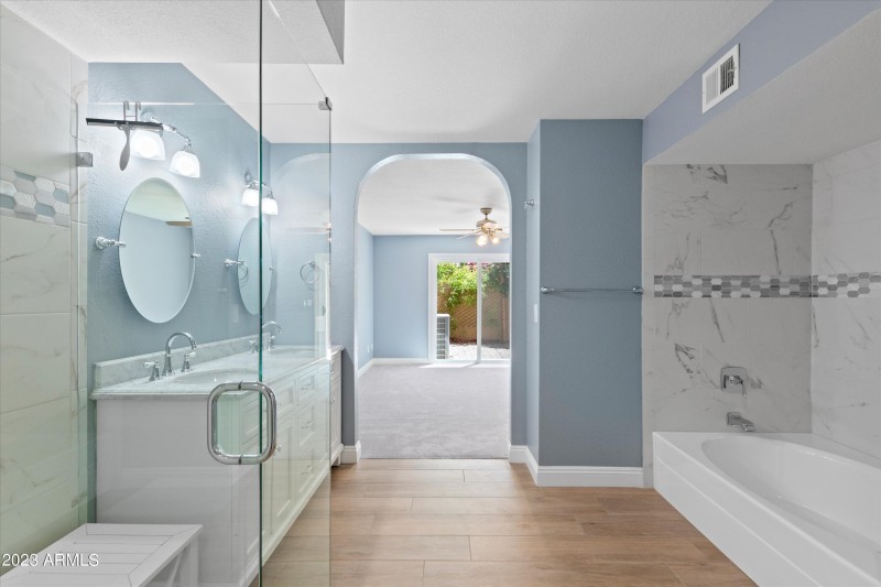 18-Primary Bathroom