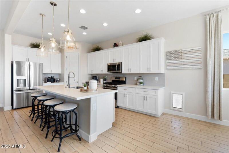 06-Kitchen