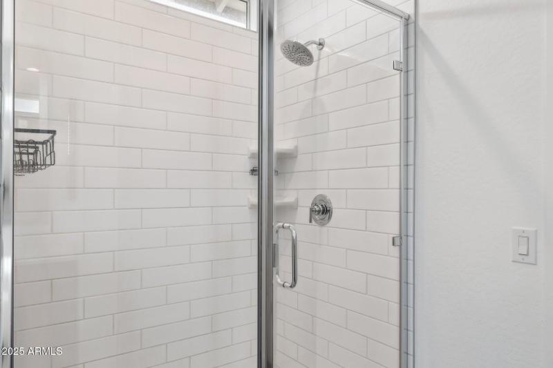 25-web-or-mls-12347-e-soloman-rd