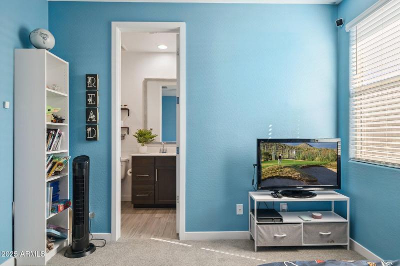 32-web-or-mls-12347-e-soloman-rd