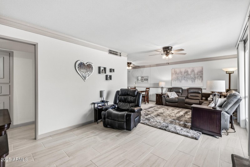 10_9227_Meadow_Hills10_mls