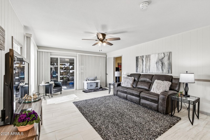 17_9227_Meadow_Hills17_mls