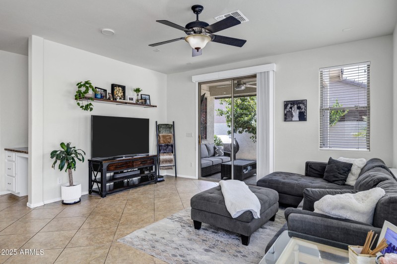 3676 E Janelle Way-11