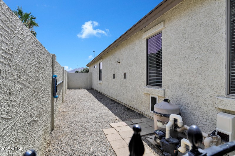 3676 E Janelle Way-33