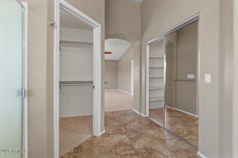 2 primary bedroom wal-ins