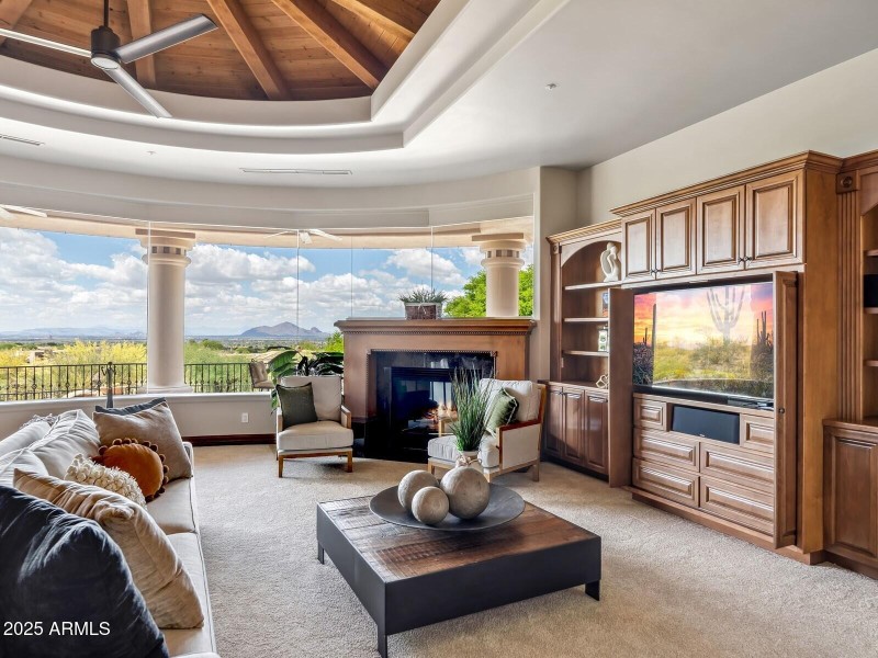 011_Living Room with Camelback Views