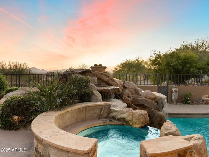 065_Private Spa Retreat