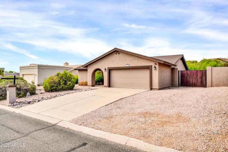 16323 E Glenbrook Blvd-2
