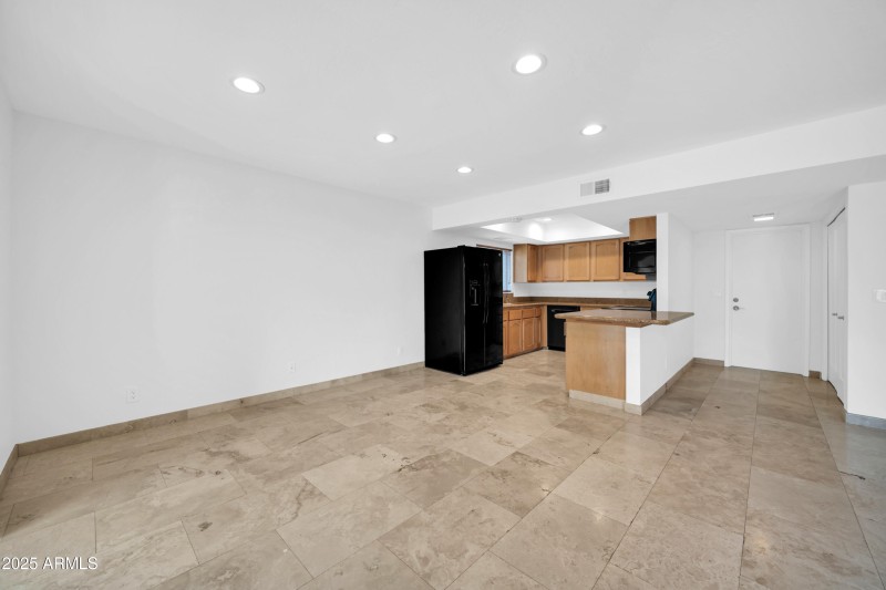 16323 E Glenbrook Blvd-5