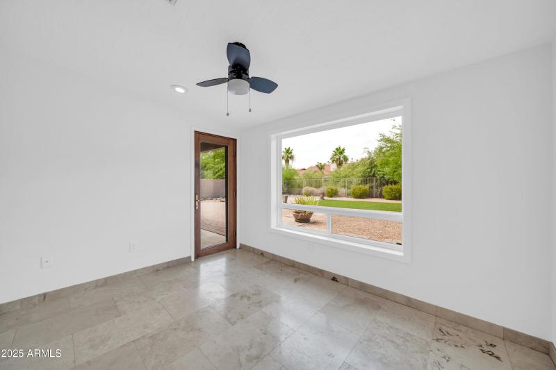16323 E Glenbrook Blvd-8