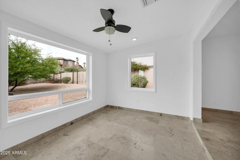 16323 E Glenbrook Blvd-13
