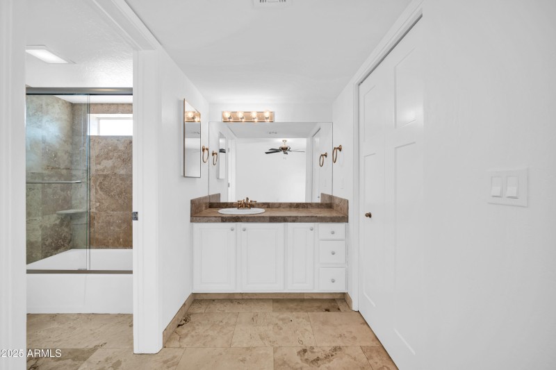 16323 E Glenbrook Blvd-25
