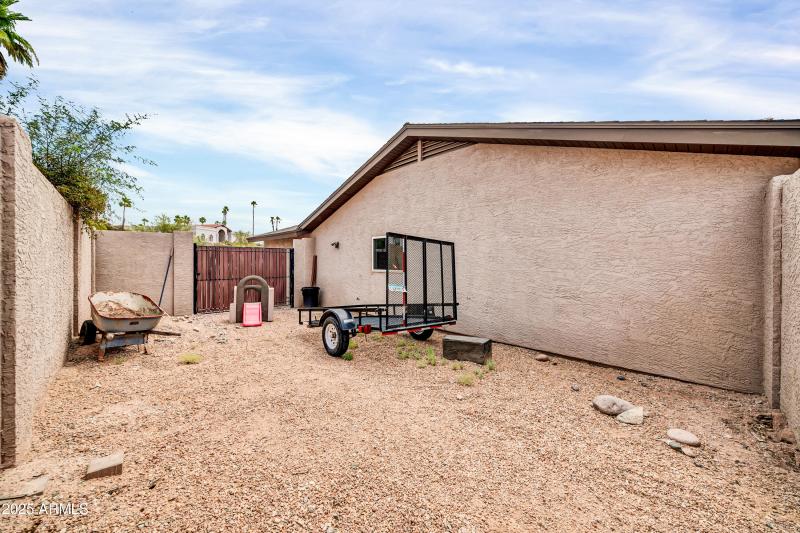 16323 E Glenbrook Blvd-35