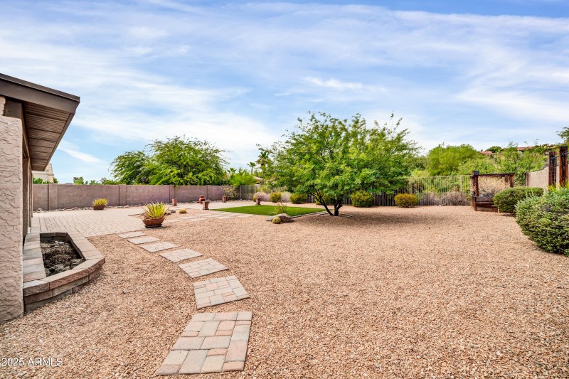 16323 E Glenbrook Blvd-36