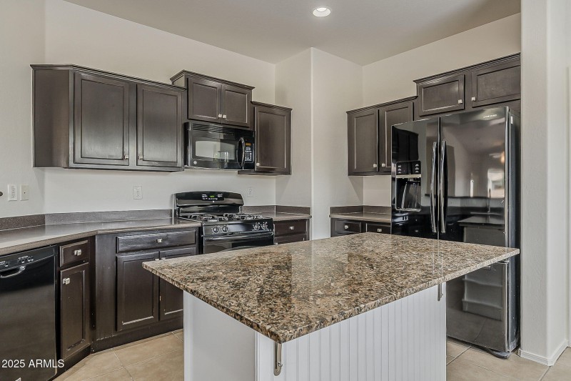 22-web-or-mls-Candlewood-22