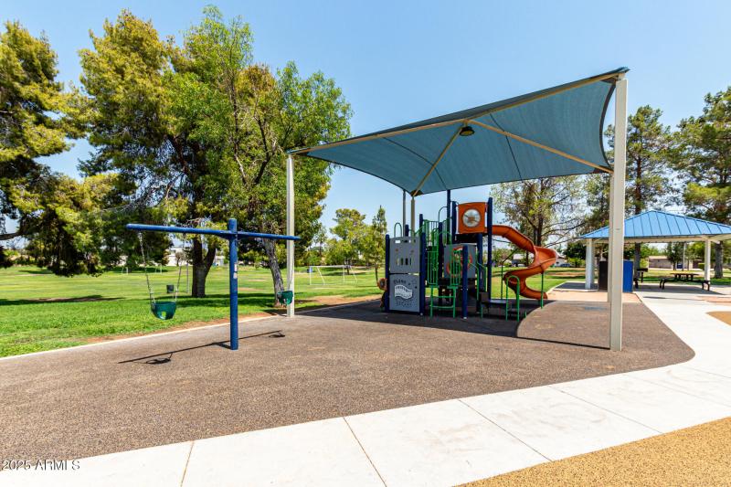 11CommunityArea04