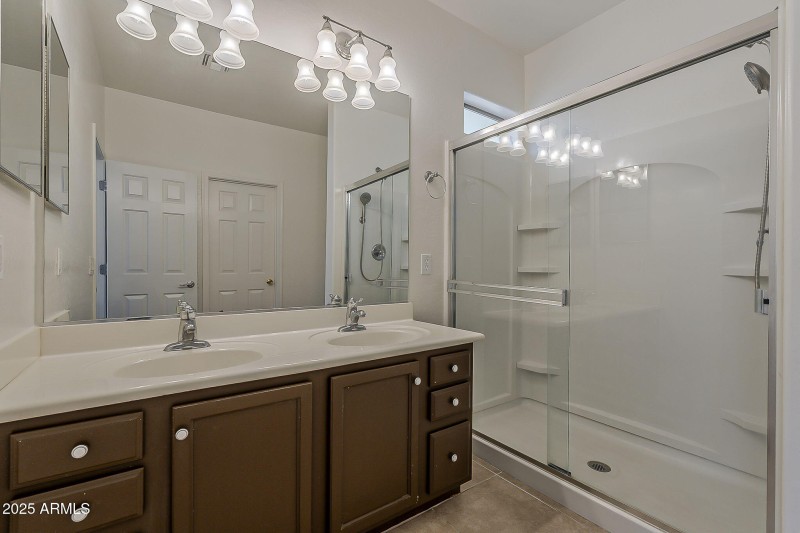 33-web-or-mls-Candlewood-33