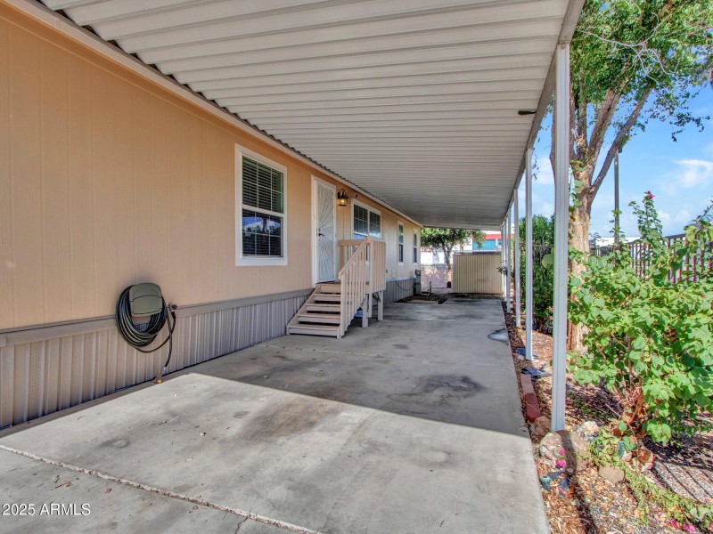 Carport ON BOTH SIDES!