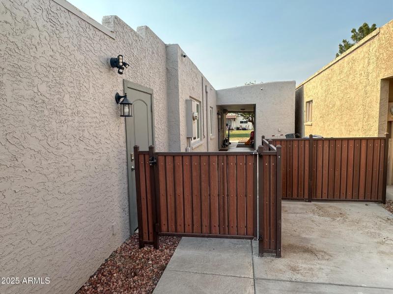 Private Gate