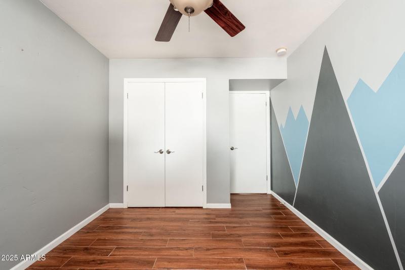 3002 E Glenrosa Ave, 07-10 - 24