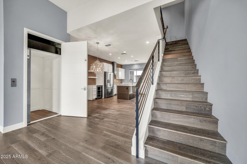 16510 N 92nd St-13_(2048)