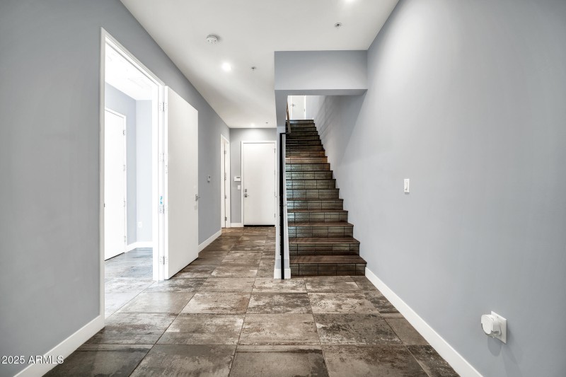 16510 N 92nd St-29_(2048)