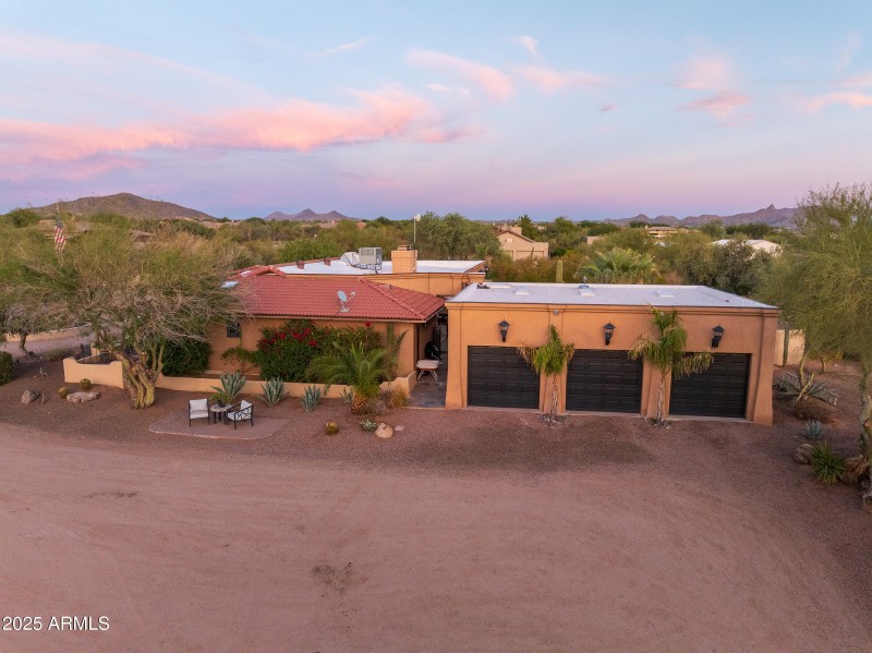 3 car garage